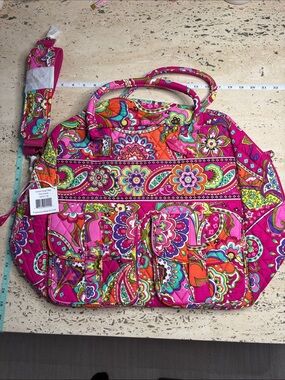 Vera Bradley Grand Cargo Bag Pink Swirls